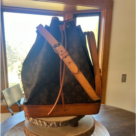 Louis Vuitton Handbags - Louis Vuitton Noe Bucket Large Bucket Bag